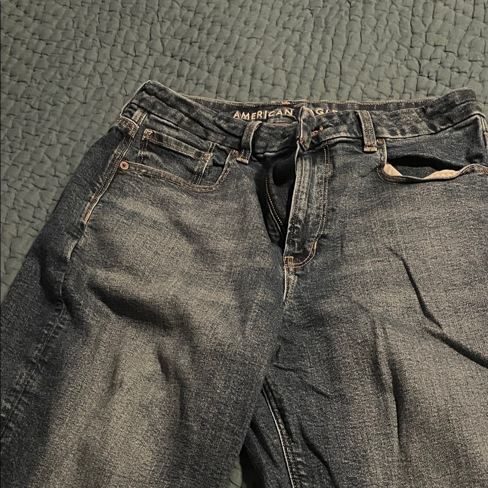 American Eagle Outfitters dark denim curvy mom jean